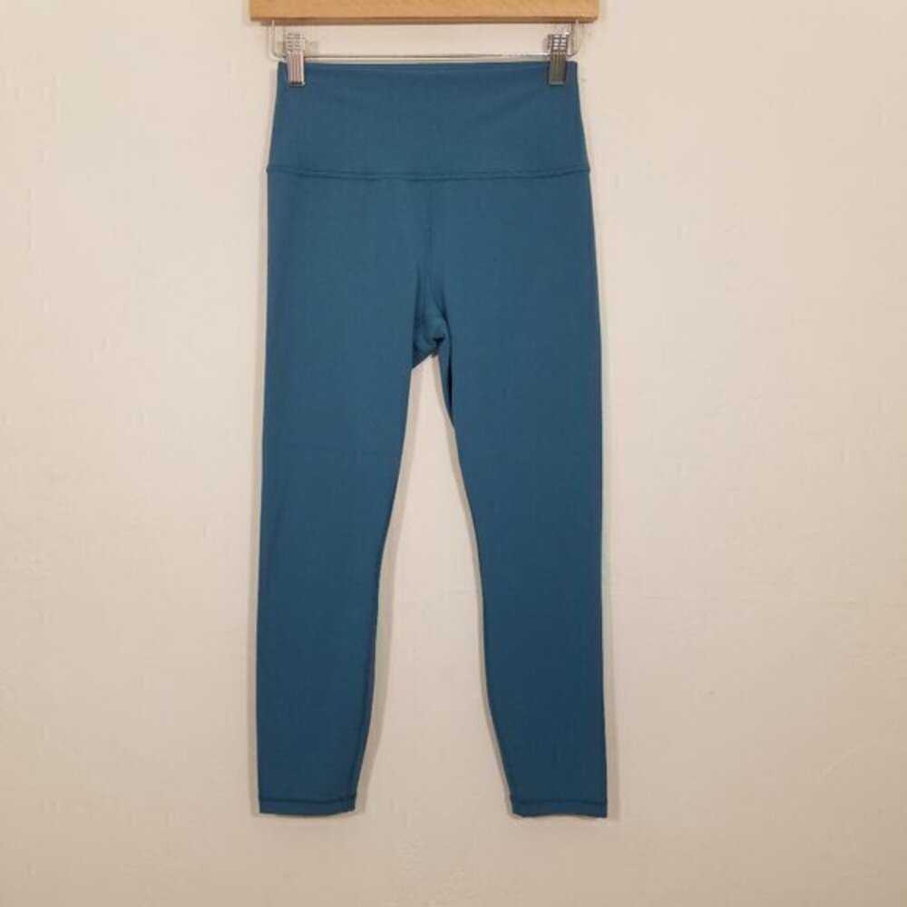 Athleta Transcend 7/8 Thigh Leggings Size M